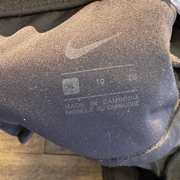 Nike Lightweight Performance Joggers. Men’s size XL - Picture 3 of 3